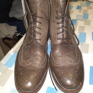 Rockport wingtip boots